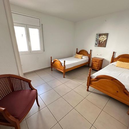 Agi Riera La Cuana Apartment Росес Екстериор снимка